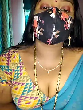 Snapshot of vani-09 chatting on January 18, 2025, 5:20 am vani-09 online show from January 18, 2025, 5:20 am