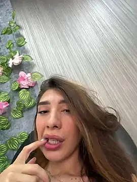 Snapshot of NICOLSKINNY1 chatting on April 30, 2026, 4:35 pm NICOLSKINNY1 online show from April 30, 2026, 4:35 pm