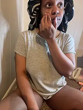 Snapshot of Galaxybabe23 chatting on February 16, 2025, 3:04 am Galaxybabe23 online show from February 16, 2025, 3:04 am