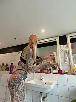 Snapshot of Stella-Kink chatting on March 15, 2026, 9:59 am Stella-Kink online show from March 15, 2026, 9:59 am