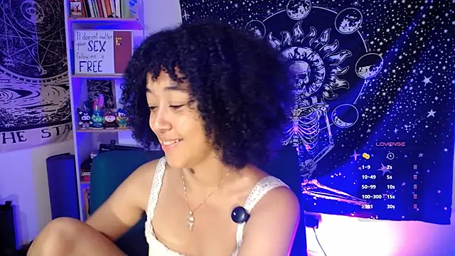 Snapshot of ela_0 chatting on June 10, 2026, 3:50 am ela 0 online show from June 10, 2026, 3:50 am