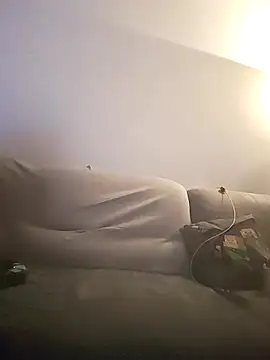 LauraBaby online show from February 11, 2026, 8:58 pm