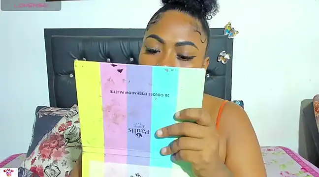 Snapshot of miss-jackson1 chatting on December 24, 2024, 10:33 am miss-jackson1 online show from December 24, 2024, 10:33 am