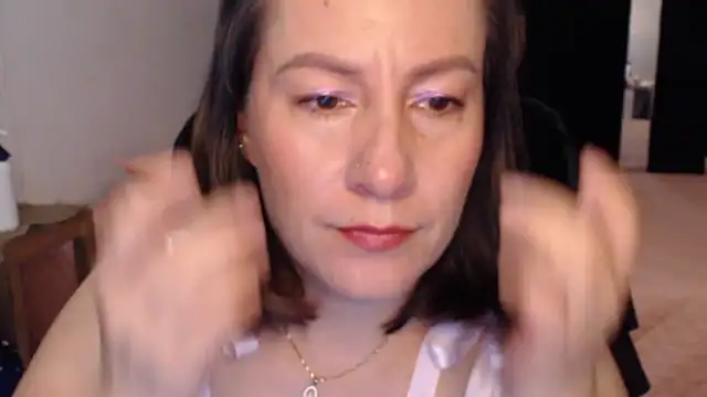 Snapshot of CATRINA-83 chatting on May 31, 2026, 12:12 pm CATRINA-83 online show from May 31, 2026, 12:12 pm