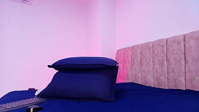 arl chloee online show from February 21, 2026, 3:07 am