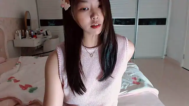 -Lucky Girl online show from July 14, 2026, 12:55 pm