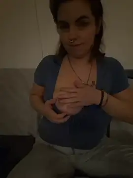 Jassiundich2 online show from March 6, 2026, 11:34 pm