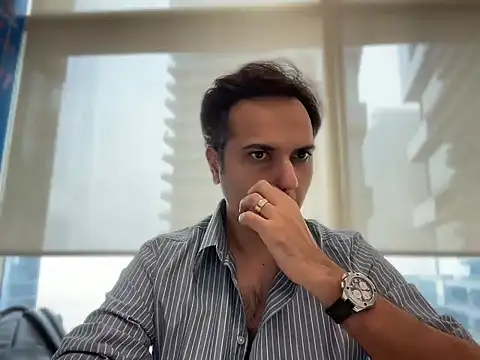 immog727 online show from February 1, 2026, 9:19 am