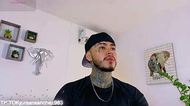 JordanSmiith  online show from February 11, 2026, 7:52 pm