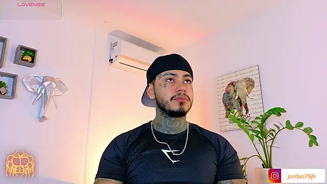 JordanSmiith  online show from July 17, 2026, 9:19 pm