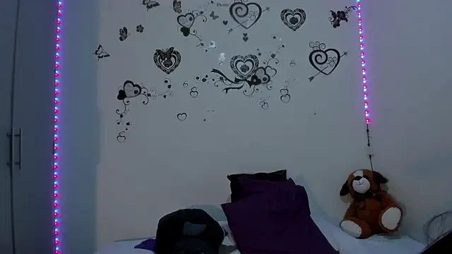 Linisprincehot69 online show from February 25, 2026, 8:13 am