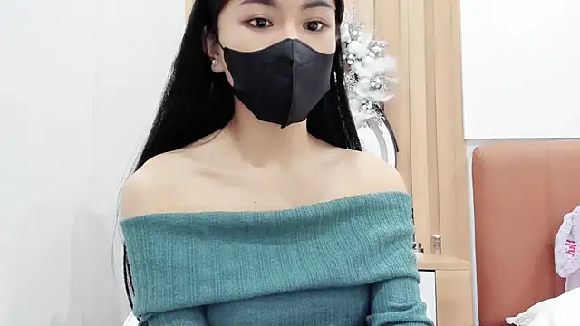 Lita-Julia online show from January 1, 2025, 8:15 pm