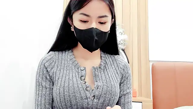 Lita-Julia online show from February 22, 2025, 1:35 pm