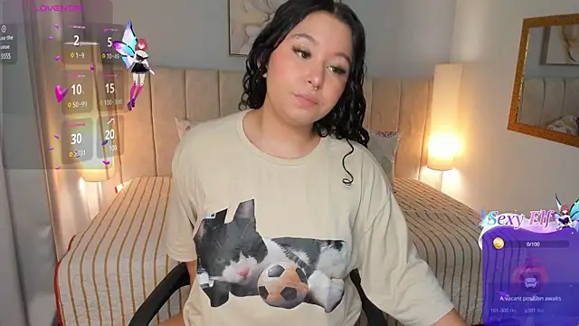 Snapshot of Atenea_cuteee chatting on December 5, 2024, 2:09 am Atenea cuteee online show from December 5, 2024, 2:09 am