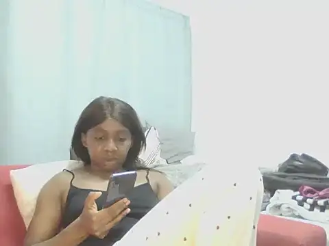Sexxybella27 online show from May 30, 2026, 7:44 pm