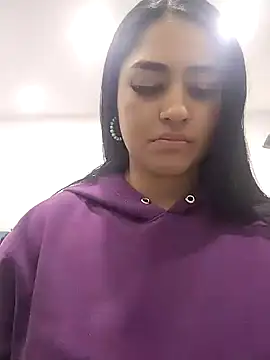 Snapshot of Charlotte_cutee18 chatting on October 29, 2025, 5:20 am Charlotte cutee18 online show from October 29, 2025, 5:20 am