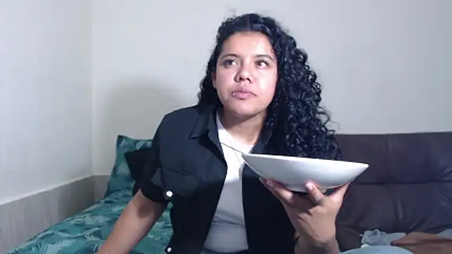 agata 22 online show from April 11, 2026, 4:50 am