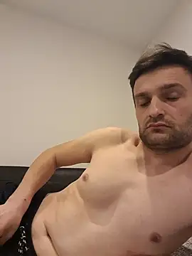 suarez1235 online show from February 6, 2026, 8:34 pm