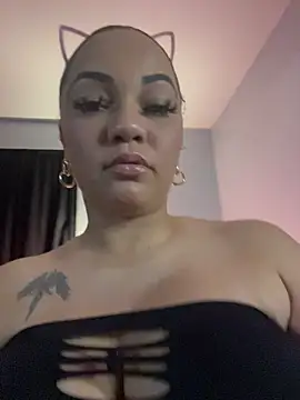Snapshot of DestineeJayde chatting on July 14, 2026, 5:01 am DestineeJayde online show from July 14, 2026, 5:01 am
