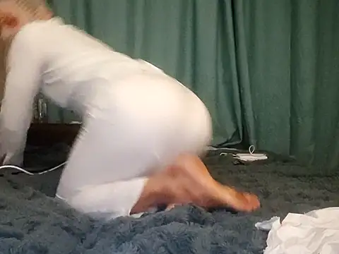 BigAssKi online show from September 28, 2025, 10:37 pm