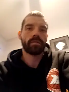 Snapshot of RuleMasterX chatting on November 17, 2025, 1:33 am RuleMasterX online show from November 17, 2025, 1:33 am