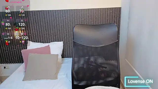 Aabby lee online show from March 19, 2026, 8:13 pm