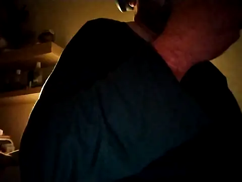 panchitoesp online show from April 12, 2026, 10:04 pm