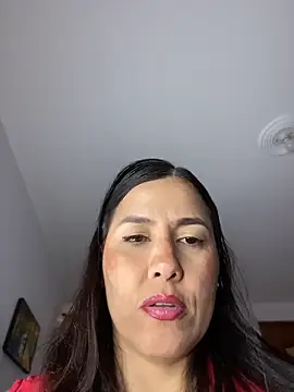 manuela star online show from May 19, 2026, 12:49 am