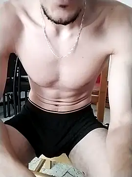 Snapshot of Zoro_23cm chatting on September 18, 2025, 1:24 pm Zoro 23cm online show from September 18, 2025, 1:24 pm