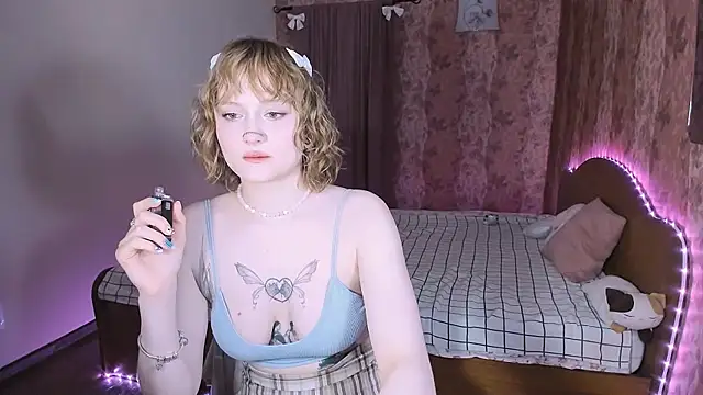 MariaMango online show from March 10, 2026, 9:53 pm