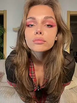 Snapshot of HumbleJess chatting on October 5, 2025, 2:37 pm HumbleJess online show from October 5, 2025, 2:37 pm