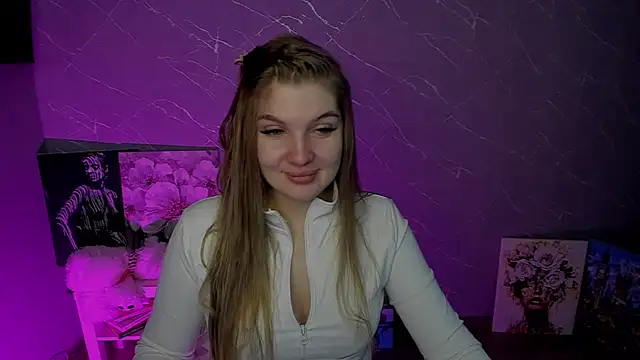 lily williamss online show from May 15, 2026, 11:23 pm