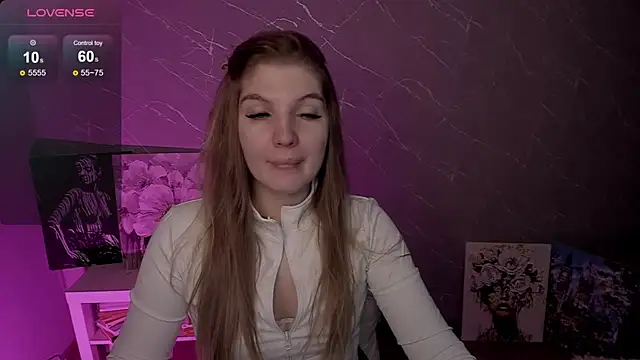 lily williamss online show from May 19, 2026, 1:56 am