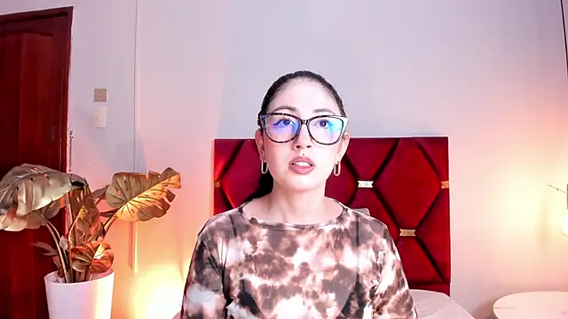 Emilywatsonn online show from March 14, 2026, 12:28 am