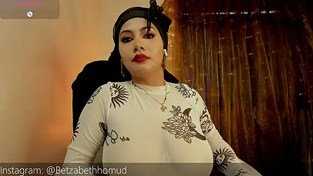 BetzabethHomud0 online show from January 12, 2025, 9:40 pm