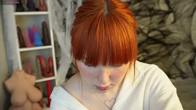 Snapshot of hannah_lourens chatting on October 24, 2025, 11:17 am hannah lourens online show from October 24, 2025, 11:17 am