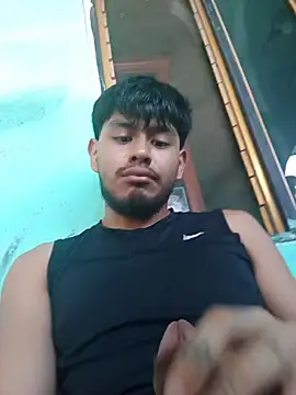 Uli Juarez13 online show from April 28, 2026, 7:41 pm