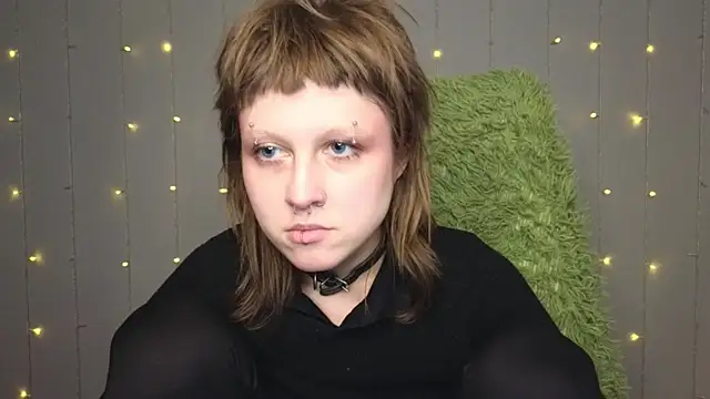 Snapshot of kortny_yo chatting on February 1, 2025, 8:37 pm kortny yo online show from February 1, 2025, 8:37 pm