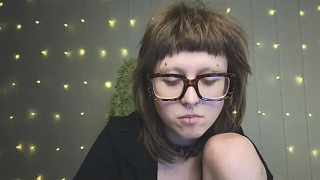 Snapshot of kortny_yo chatting on March 9, 2025, 3:54 am kortny yo online show from March 9, 2025, 3:54 am