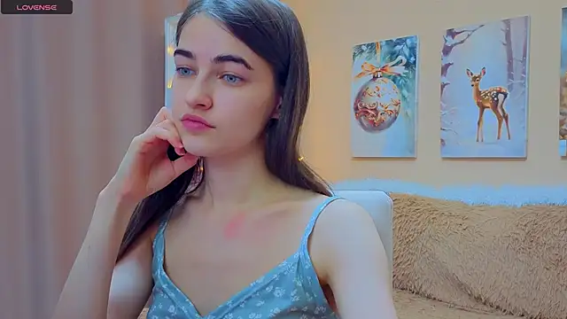 Snapshot of AstoriyaNight chatting on February 5, 2026, 10:31 am AstoriyaNight online show from February 5, 2026, 10:31 am