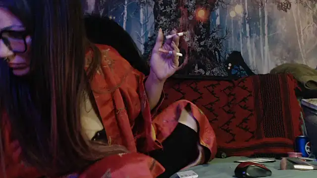 Snapshot of HighCityHoney chatting on December 22, 2025, 4:59 pm HighCityHoney online show from December 22, 2025, 4:59 pm