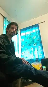 Snapshot of LongDickZee562 chatting on December 23, 2024, 6:05 pm LongDickZee562 online show from December 23, 2024, 6:05 pm