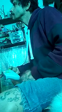 Snapshot of LongDickZee562 chatting on February 19, 2025, 10:20 pm LongDickZee562 online show from February 19, 2025, 10:20 pm