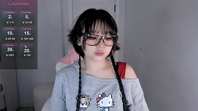 hee young11 online show from February 17, 2026, 6:47 pm