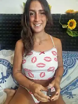 Stefania PT online show from September 25, 2025, 7:45 am