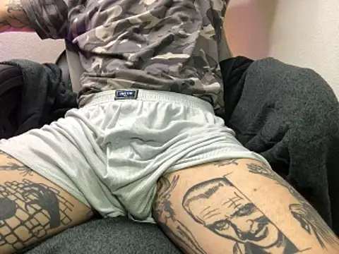 layneinchains online show from October 22, 2025, 2:50 pm