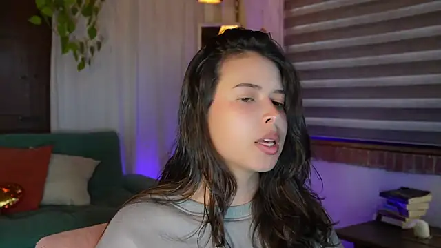 Kozzy  online show from April 16, 2026, 10:23 pm