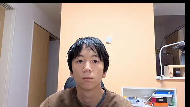 freeeeeessssss111 online show from October 27, 2025, 7:34 am