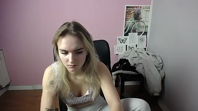 viktoria lovely online show from January 27, 2025, 6:41 am