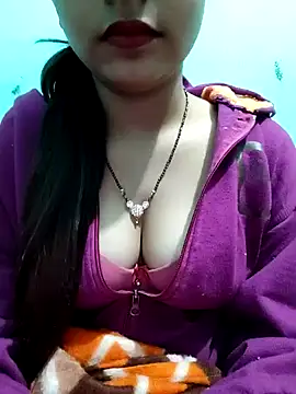 Snapshot of samaya-21 chatting on January 3, 2025, 9:47 pm samaya-21 online show from January 3, 2025, 9:47 pm